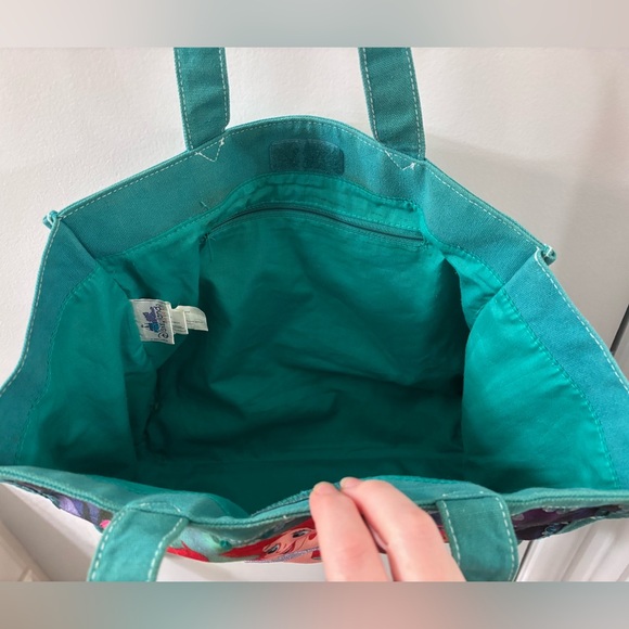 Little Mermaid Sequin Tote Bag - Picture 4 of 4